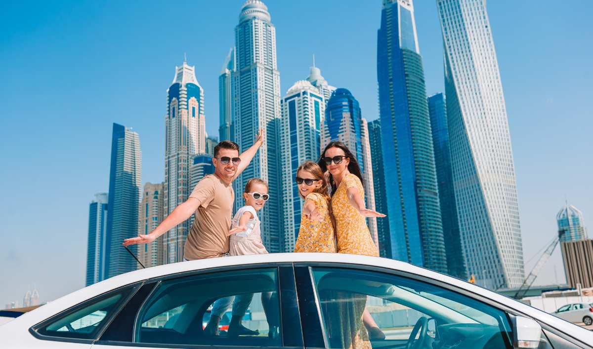 Enjoy Dubai's Lifestyle